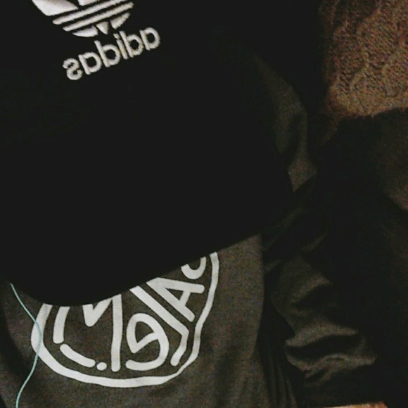 Meet your Posher, Kai - Picture 1 of 2